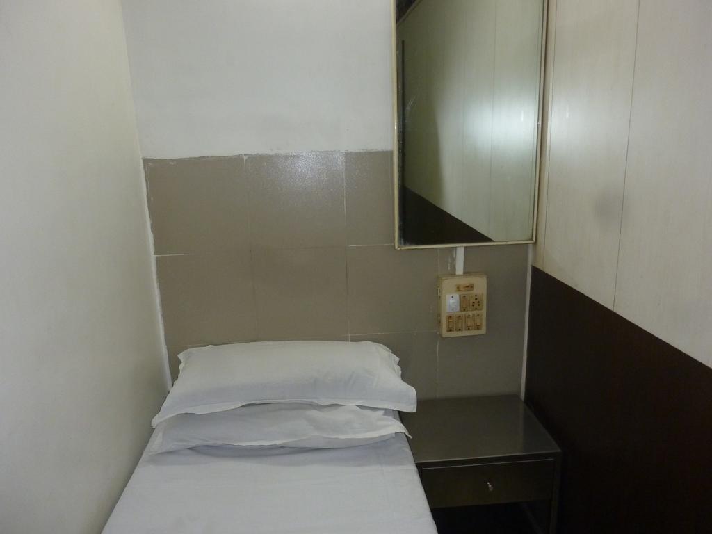 Yadgar Guest House مومباي المظهر الخارجي الصورة