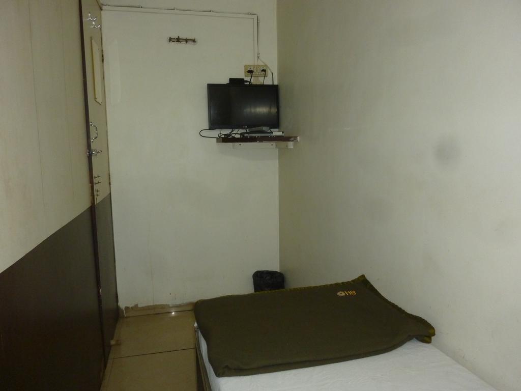 Yadgar Guest House مومباي المظهر الخارجي الصورة
